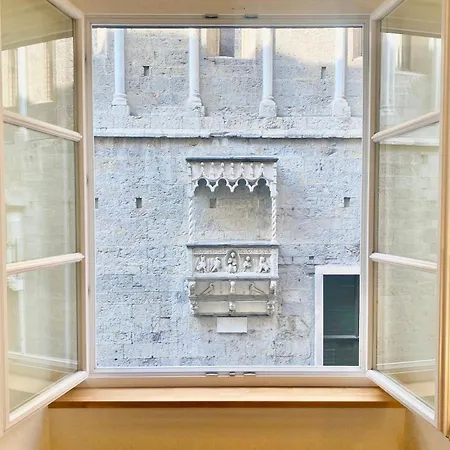 Apartman Amazing San Lorenzo 19, Rolli Palace Unesco - Overlooking The Cathedral Free Private Parking