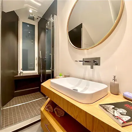 Amazing San Lorenzo 19, Rolli Palace Unesco - Overlooking The Cathedral Free Private Parking