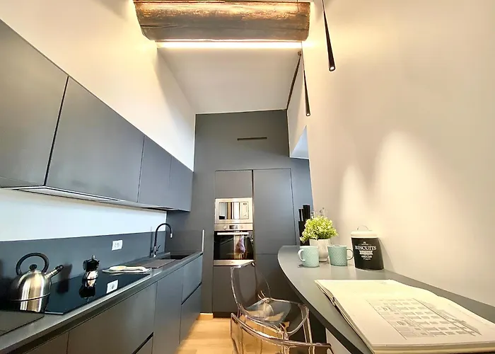 Amazing San Lorenzo 19 - Rolli Palace - Free Private Parking Included! *