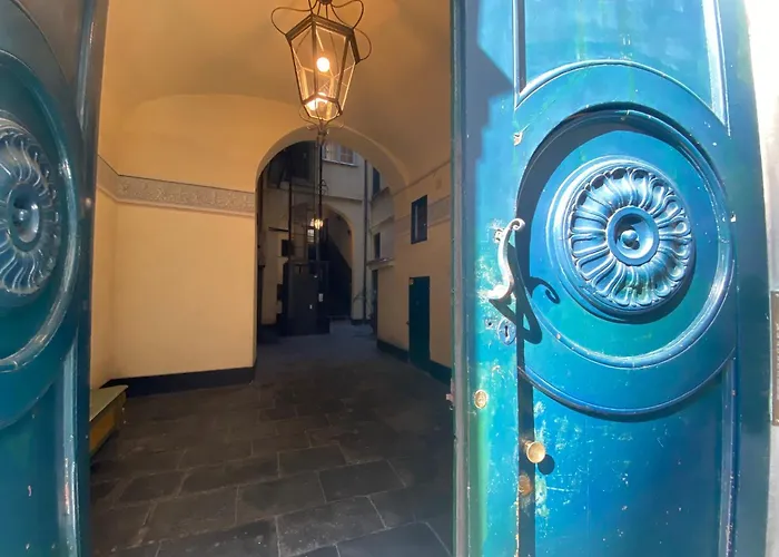 Amazing San Lorenzo 19 - Rolli Palace - Free Private Parking Included!