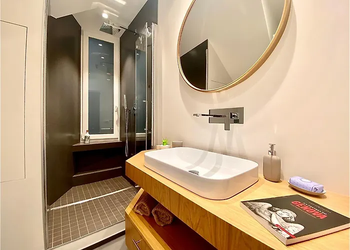 Amazing San Lorenzo 19 - Rolli Palace - Free Private Parking Included! Apartmán