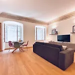 Amazing San Lorenzo 19 - Rolli Palace - Free Private Parking Included! * Genova