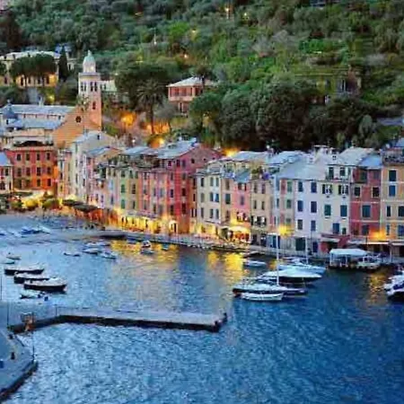 Lejlighed Amazing San Lorenzo 19, Rolli Palace Unesco - Stunning View Overlooking The Cathedral - Free Private Parking- *