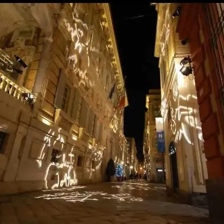 Amazing San Lorenzo 19, Rolli Palace Unesco - Stunning View Overlooking The Cathedral - Free Private Parking- Apartment *