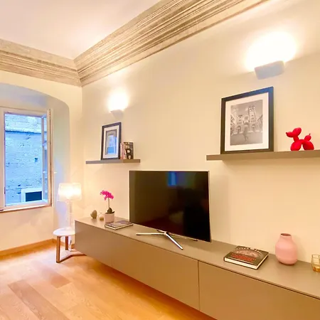 Amazing San Lorenzo 19, Rolli Palace Unesco - Stunning View Overlooking The Cathedral - Free Private Parking- Apartment Genoa