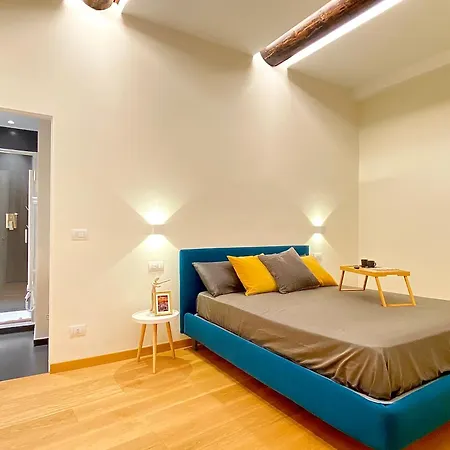 Amazing San Lorenzo 19 With Private Parking Apartment